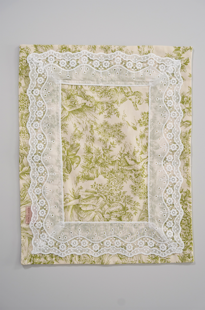Green Toile de Jouy Placemat with Wide Lace